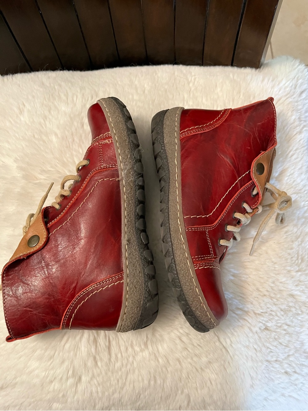 Woman’s Red Leather Casual Lace-Up Boots